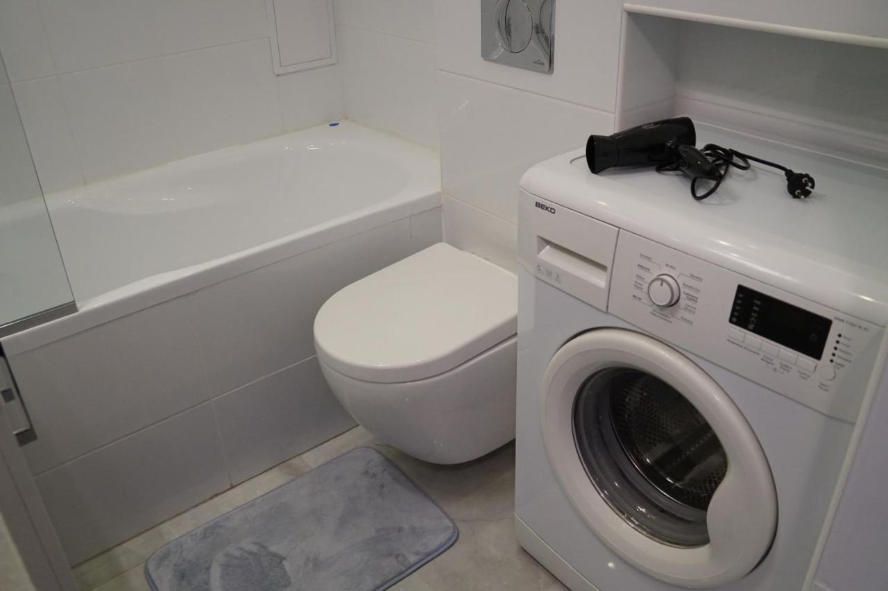 Apartament Gliwice Centrum Dunikowskiego Z Garazem Eksteriør billede