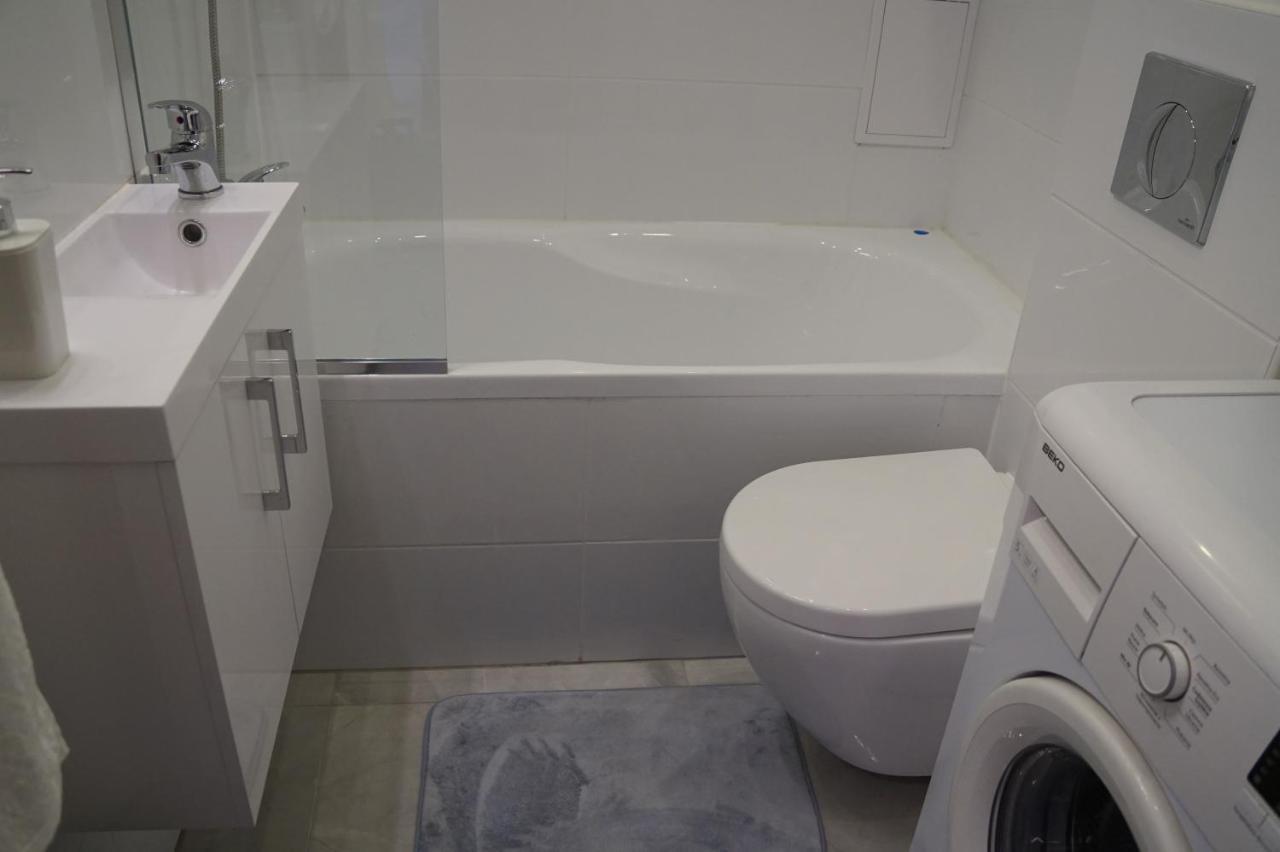 Apartament Gliwice Centrum Dunikowskiego Z Garazem Eksteriør billede